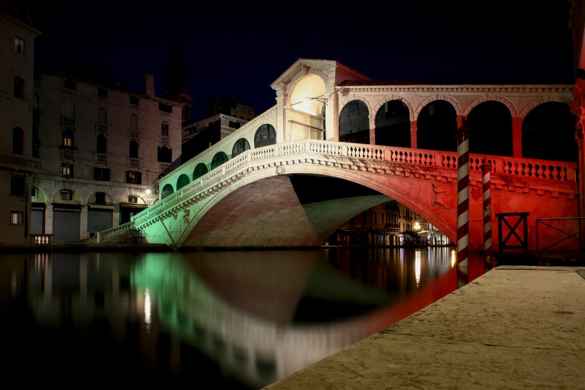 Rialto Bridge in Venice, May 2020