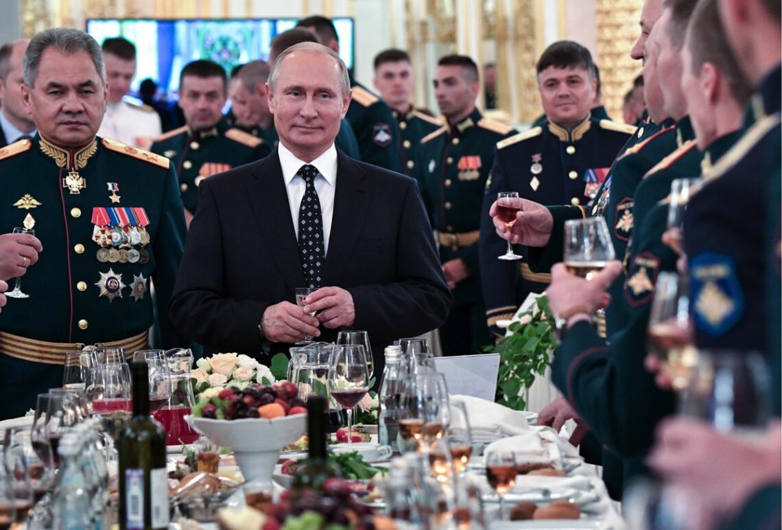 President Putin and senior Russian military officers at a Kremlin gala