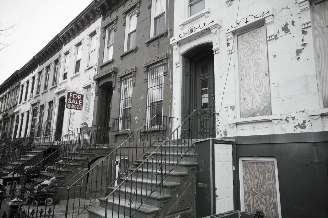 Empty brownstones for sale in Brooklyn, New York financial meltdown