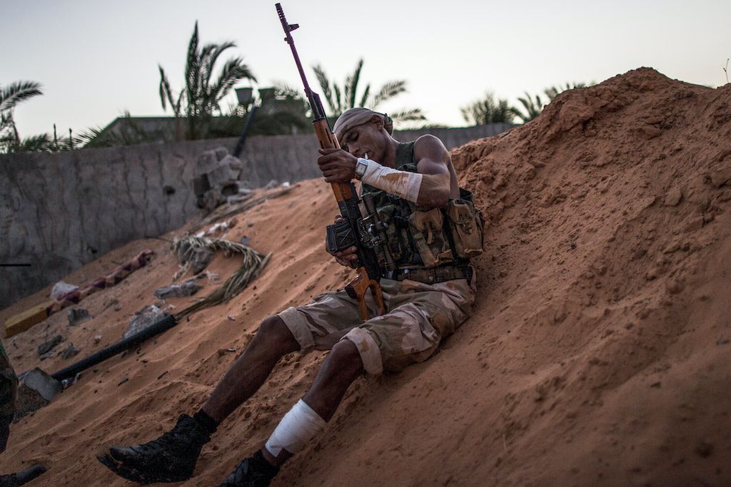 A picture that shows a scene from Libya’s civil war