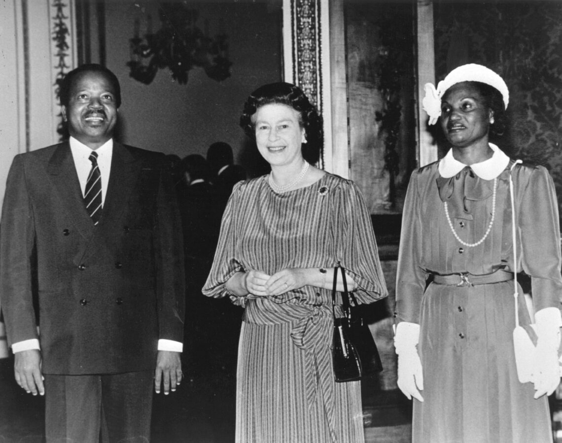 Paul Biya and his wife with Queen Elizabeth II