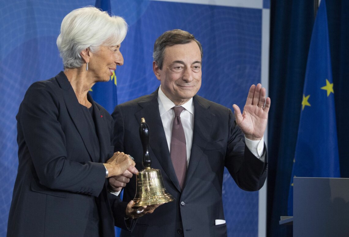 Current and former ECB heads Christine Lagarde and Mario Draghi