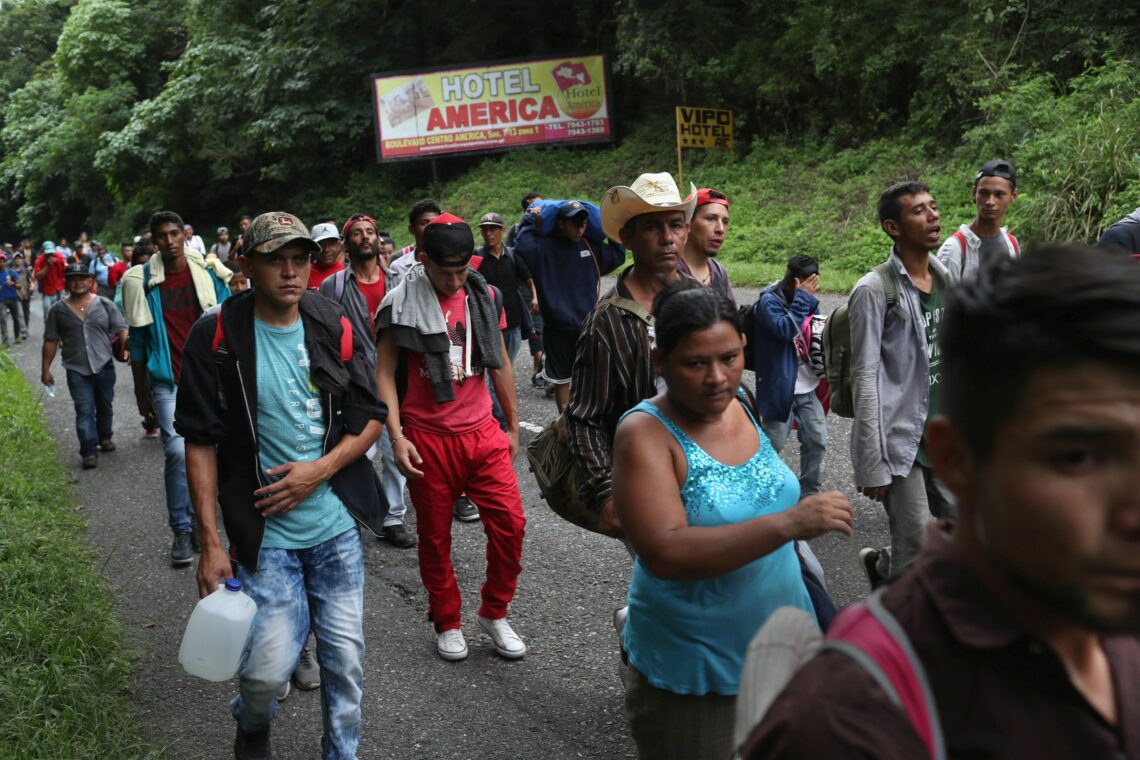 Honduran migrants crossing through Guatemala in 2018