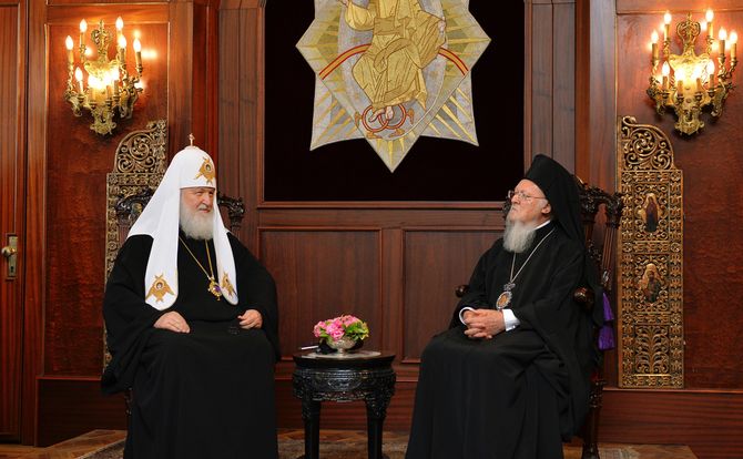 Photo of Patriarch Kirill of Moscow and Patriarch Bartholomew of Constantinople
