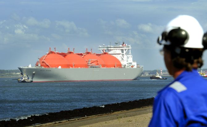 An LNG tanker pulls into port in Rotterdam, the Netherlands energy predict factor