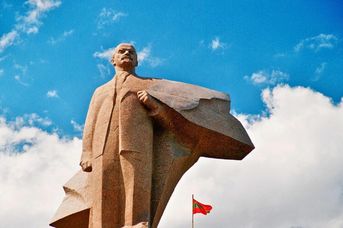 Statue of Lenin in front of the parliament building in Tiraspol, Moldova