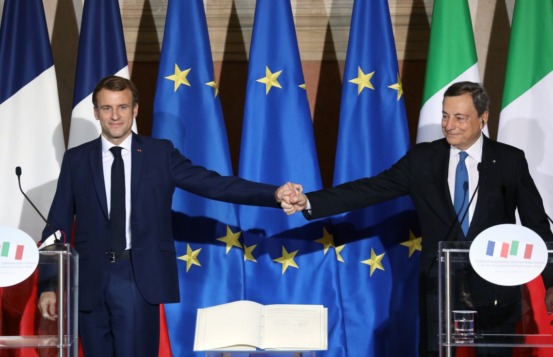 Emmanuel Macron and Mario Draghi sign a cooperation agreement in Rome (Stability and Growth Pact)