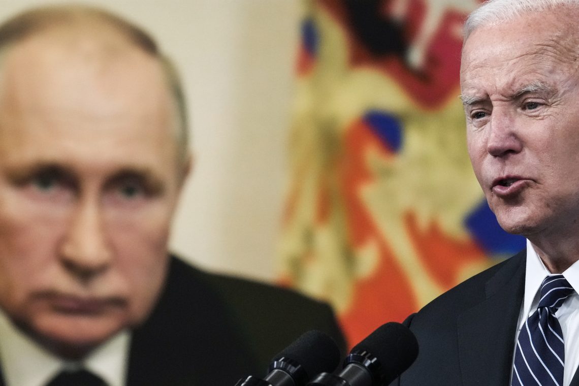 Putin Biden (contain Russia)