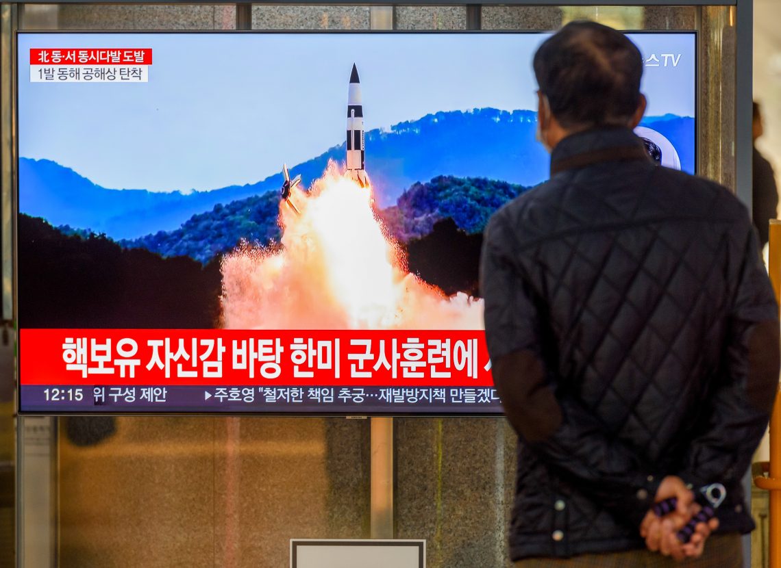 Seoul resident watches North Korea launch