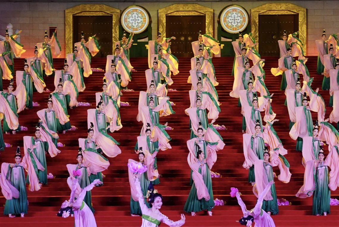 China dancers