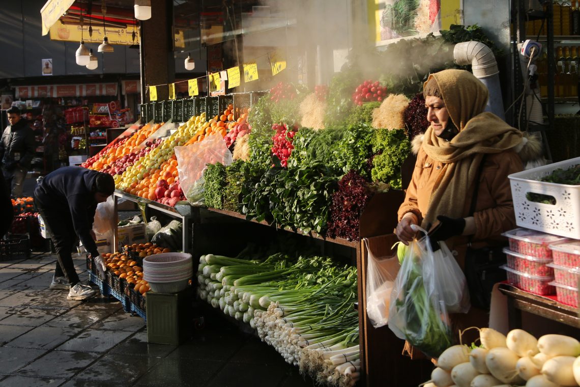 Market in Tehran (Iran protests)